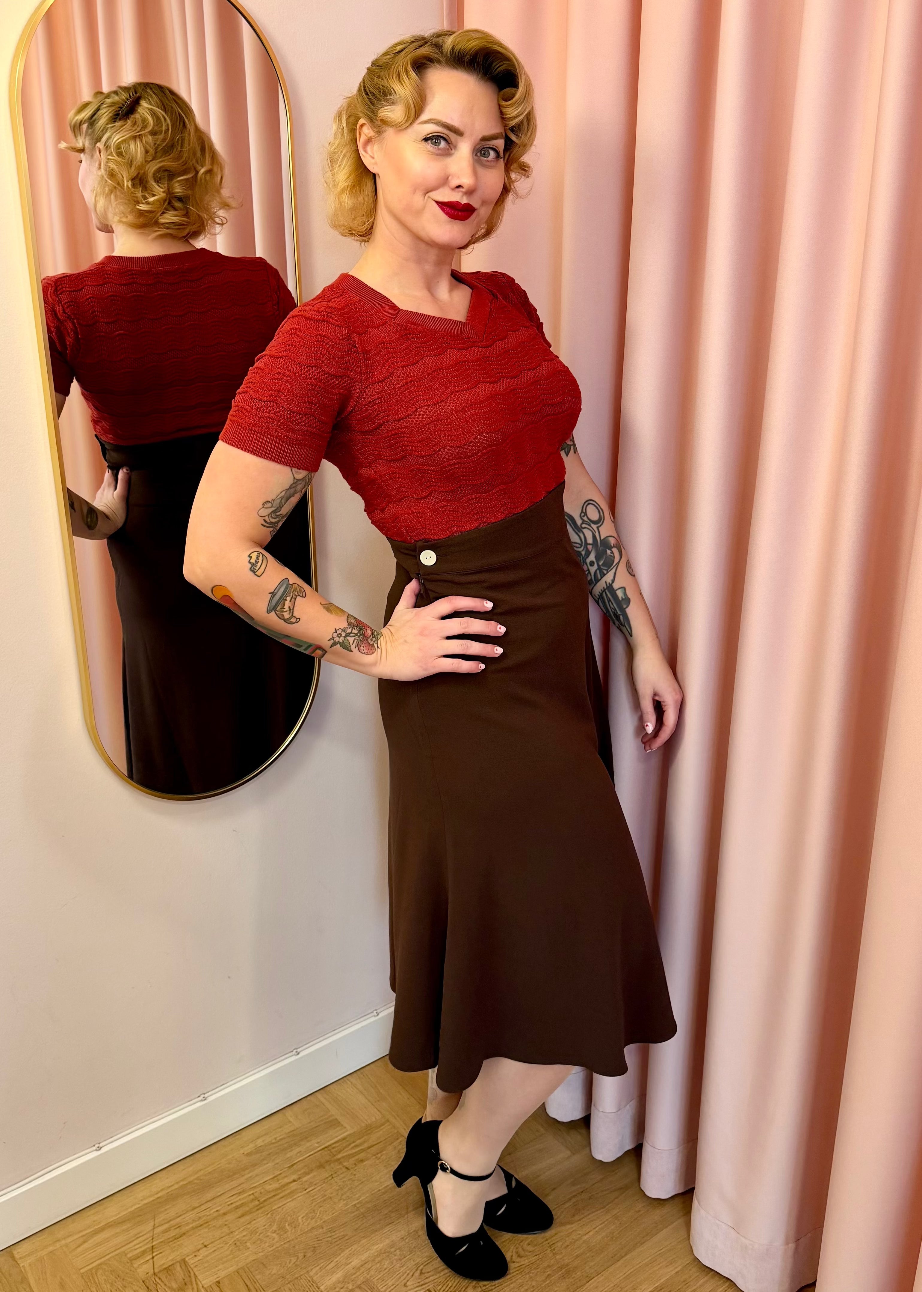 1930s Swirl Skirt - Brun top House of Foxy