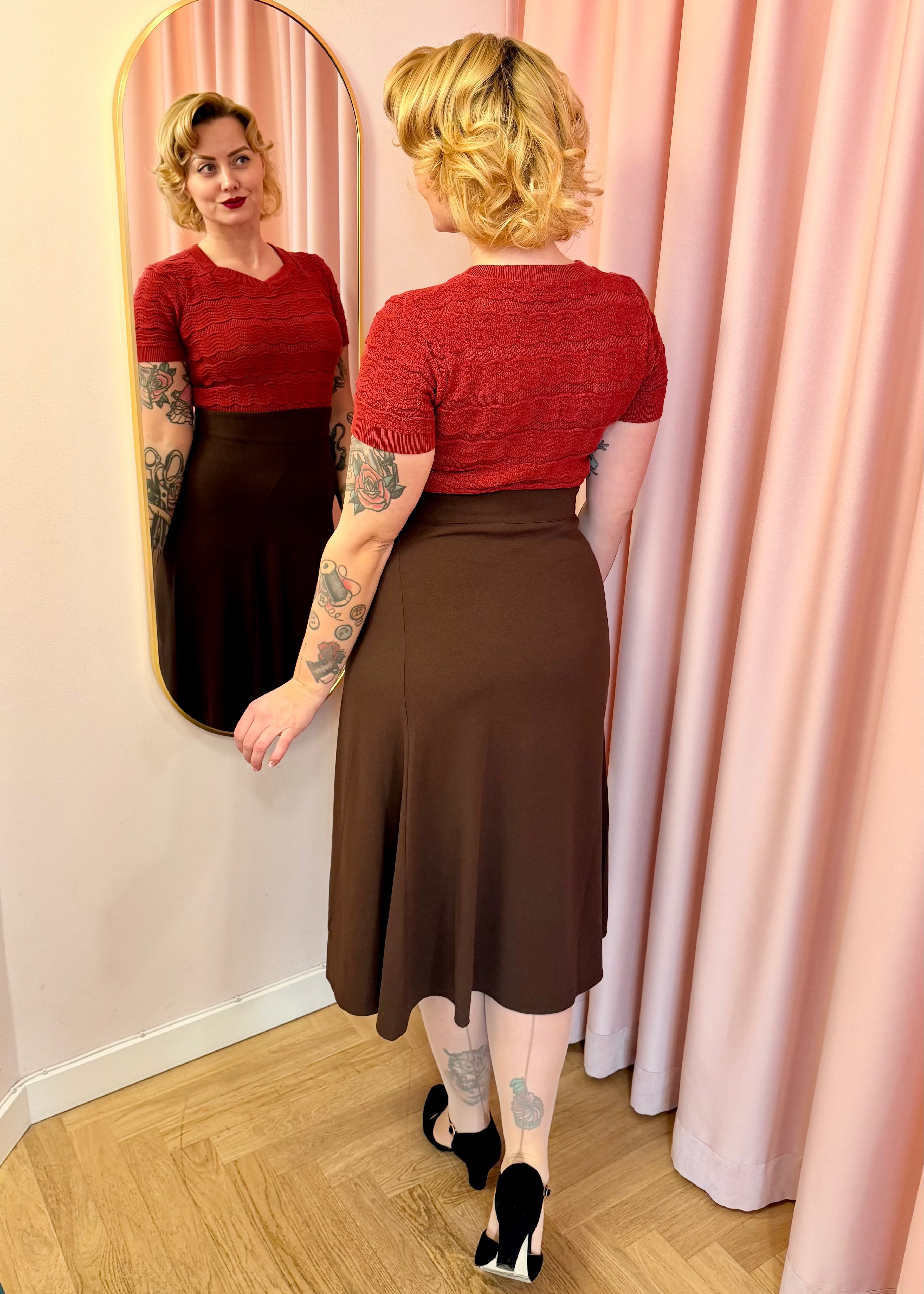 1930s Swirl Skirt - Brun top House of Foxy