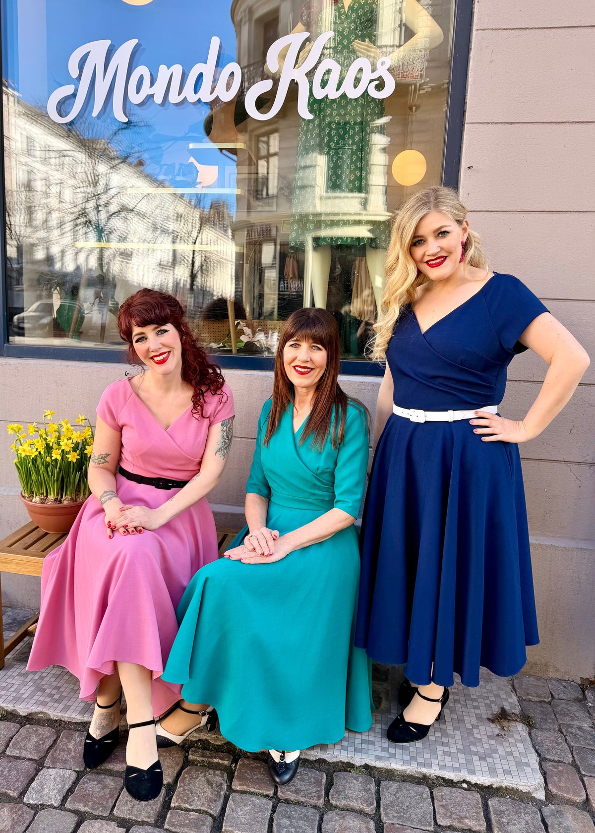 1950'er Hourglass swing kjole - navy blå swing kjole Pretty Dress Company