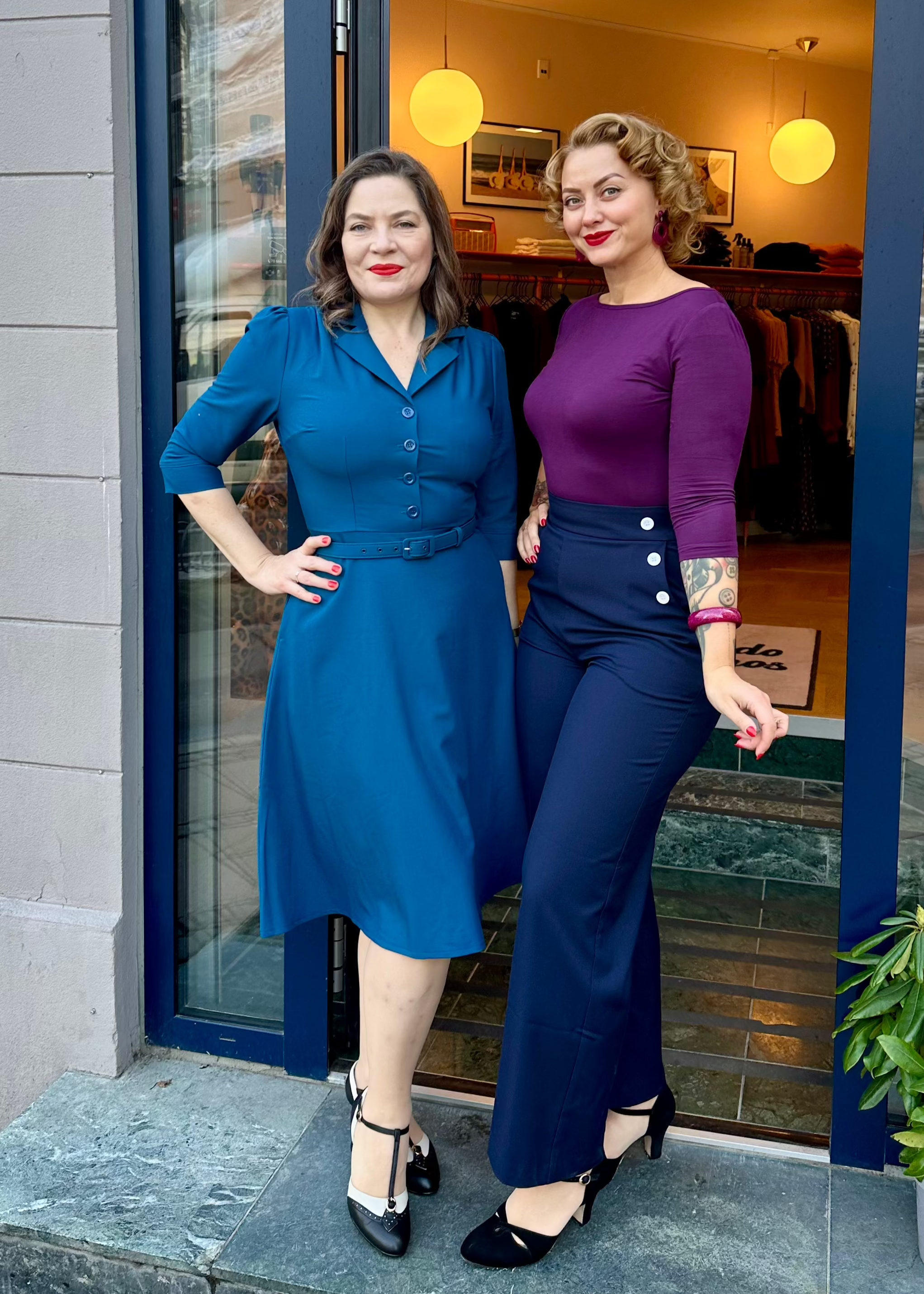 Betty skjortekjole med 3/4 ærmer i teal skjortekjole Daisy Dapper