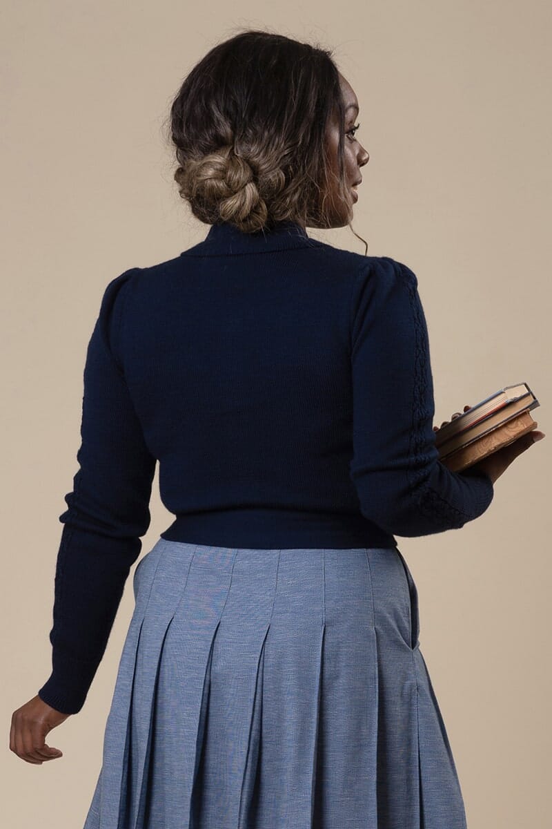 Catch me if you can- cardigan i navy tøj Emmy Design