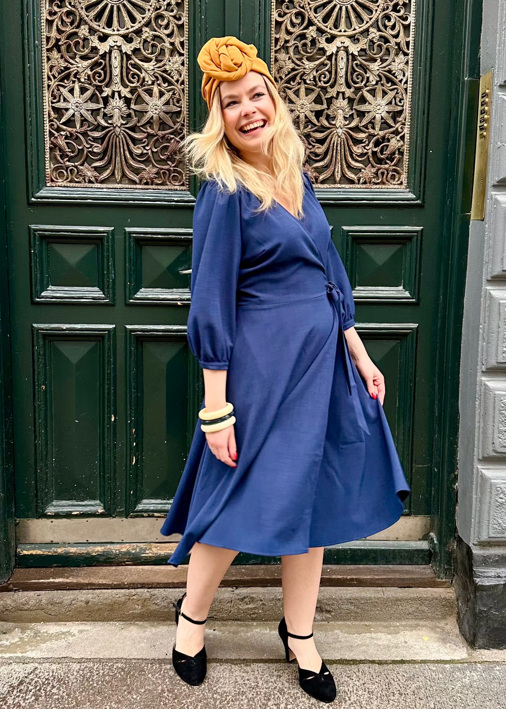 Jane slåom kjole med 3/4 ærmer - navy blå slåom kjole Daisy Dapper