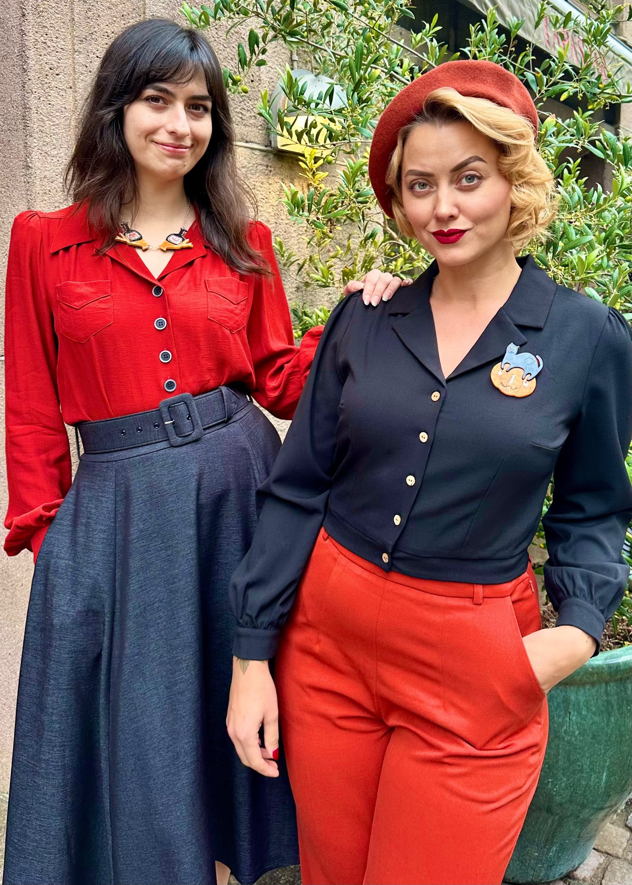 Midi skirt med bælte i sort denim-look Nederdel Daisy Dapper