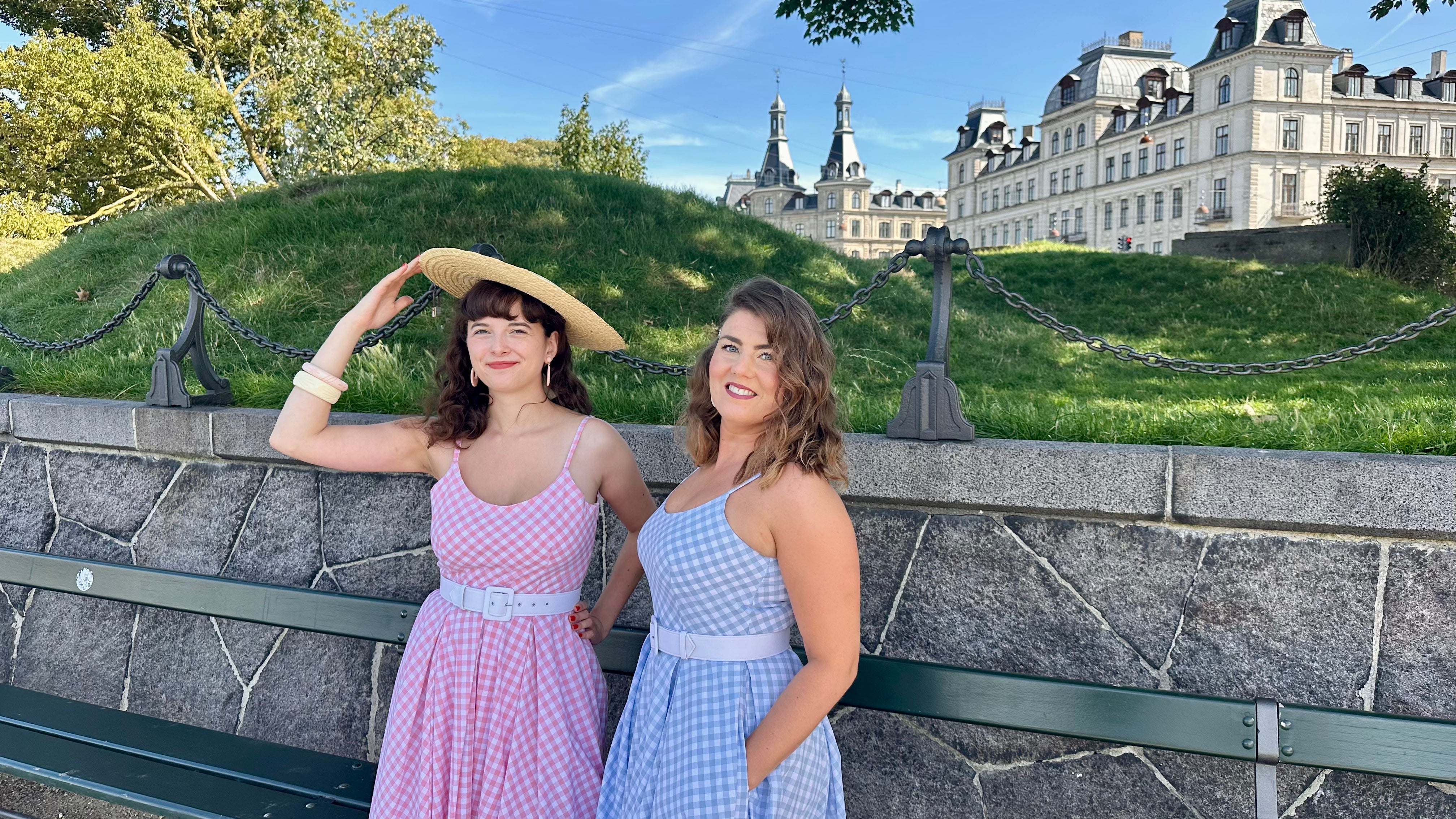 Priscilla swingkjole i rosa gingham tern Kjoler Pretty Dress Company
