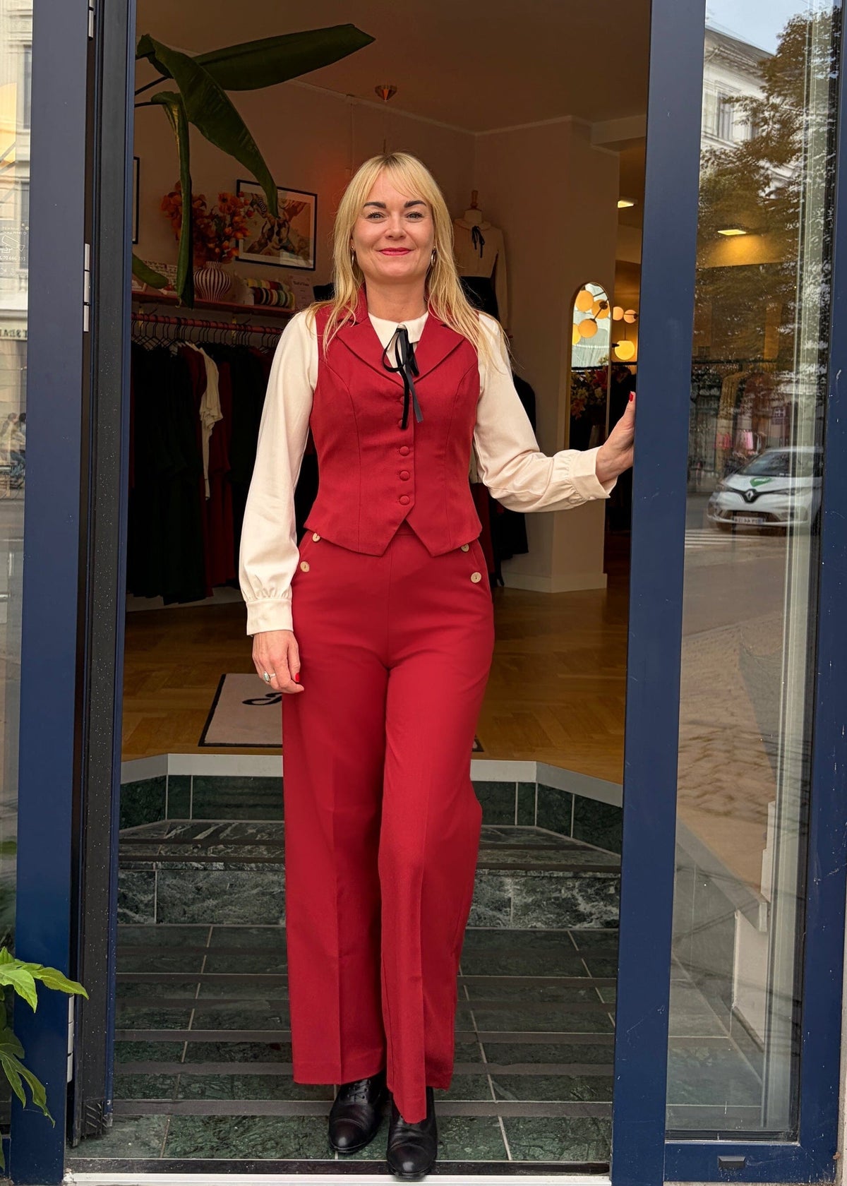 Sally højtaljede bukser med knapper - rust bukser Daisy Dapper