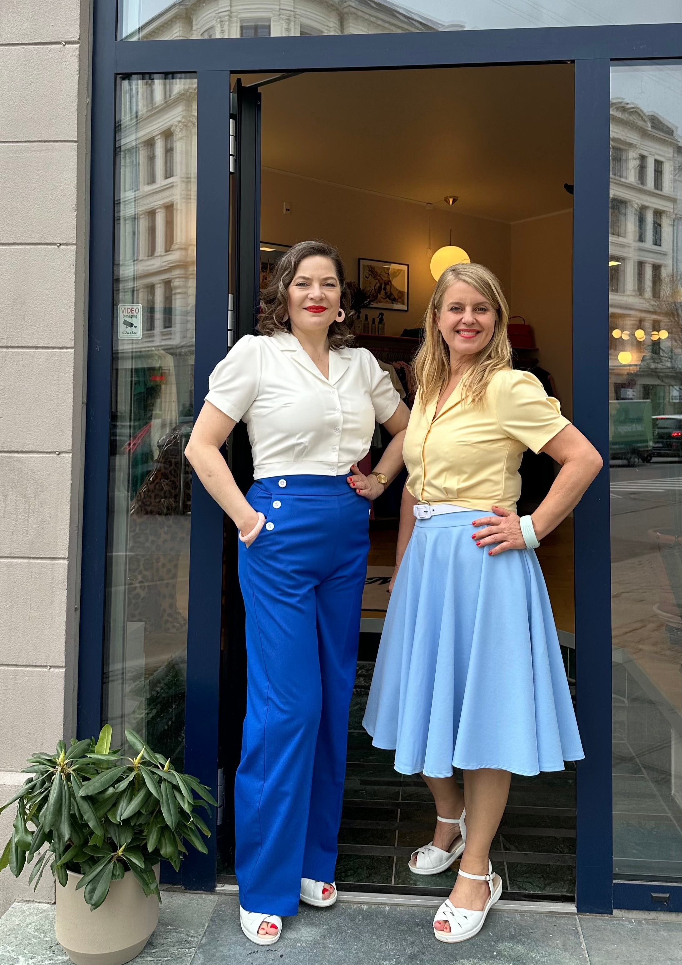 Sally højtaljede sailorbukser i koboltblå tøj Daisy Dapper
