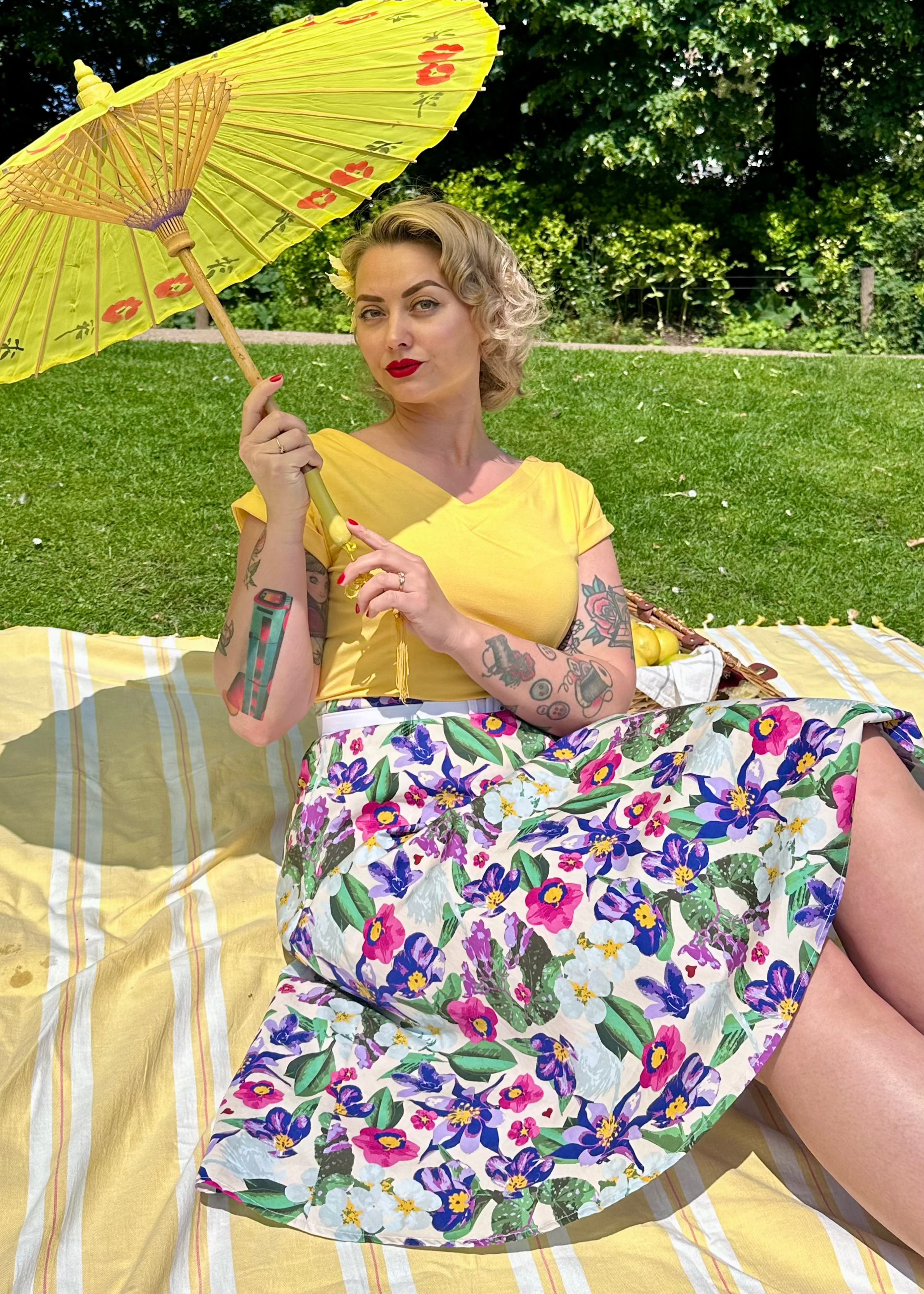 Ava swingnederdel i tropical blomster mønster swing nederdel Weekend Doll 