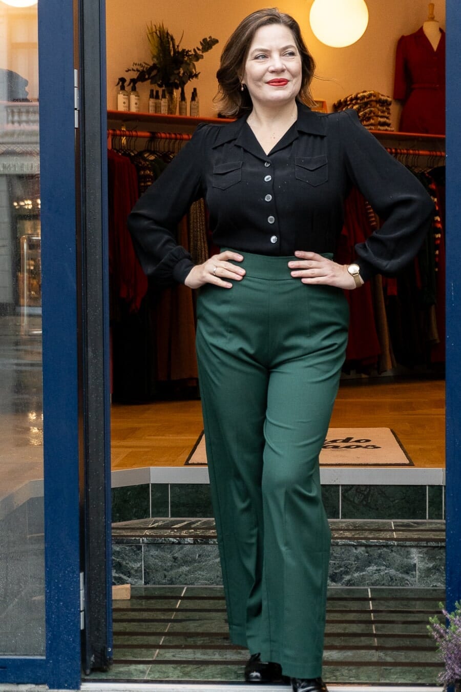 Billie bukser i mørke grøn bukser Daisy Dapper 
