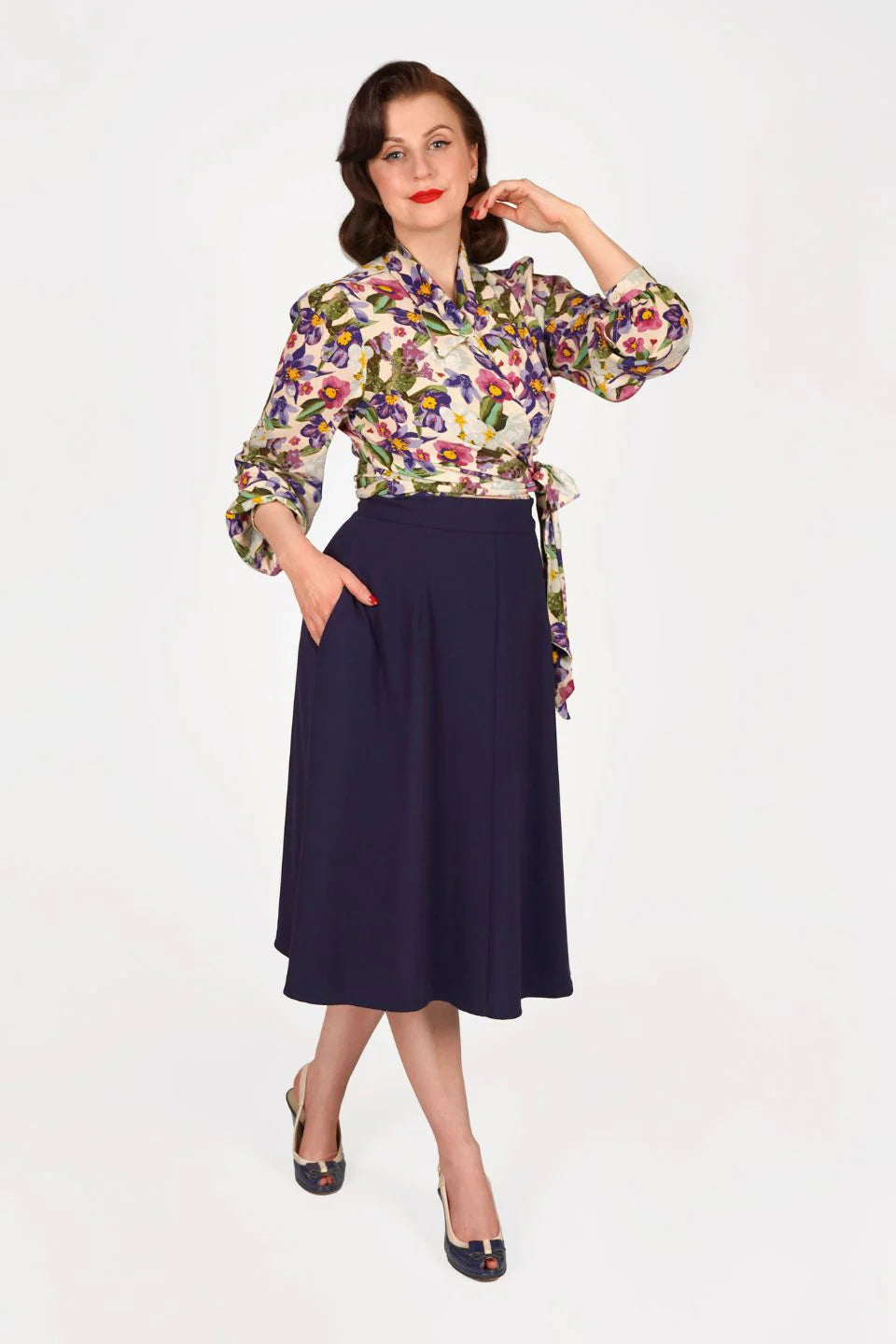 Classic A-line nederdel i navy aline nederdel Weekend Doll 