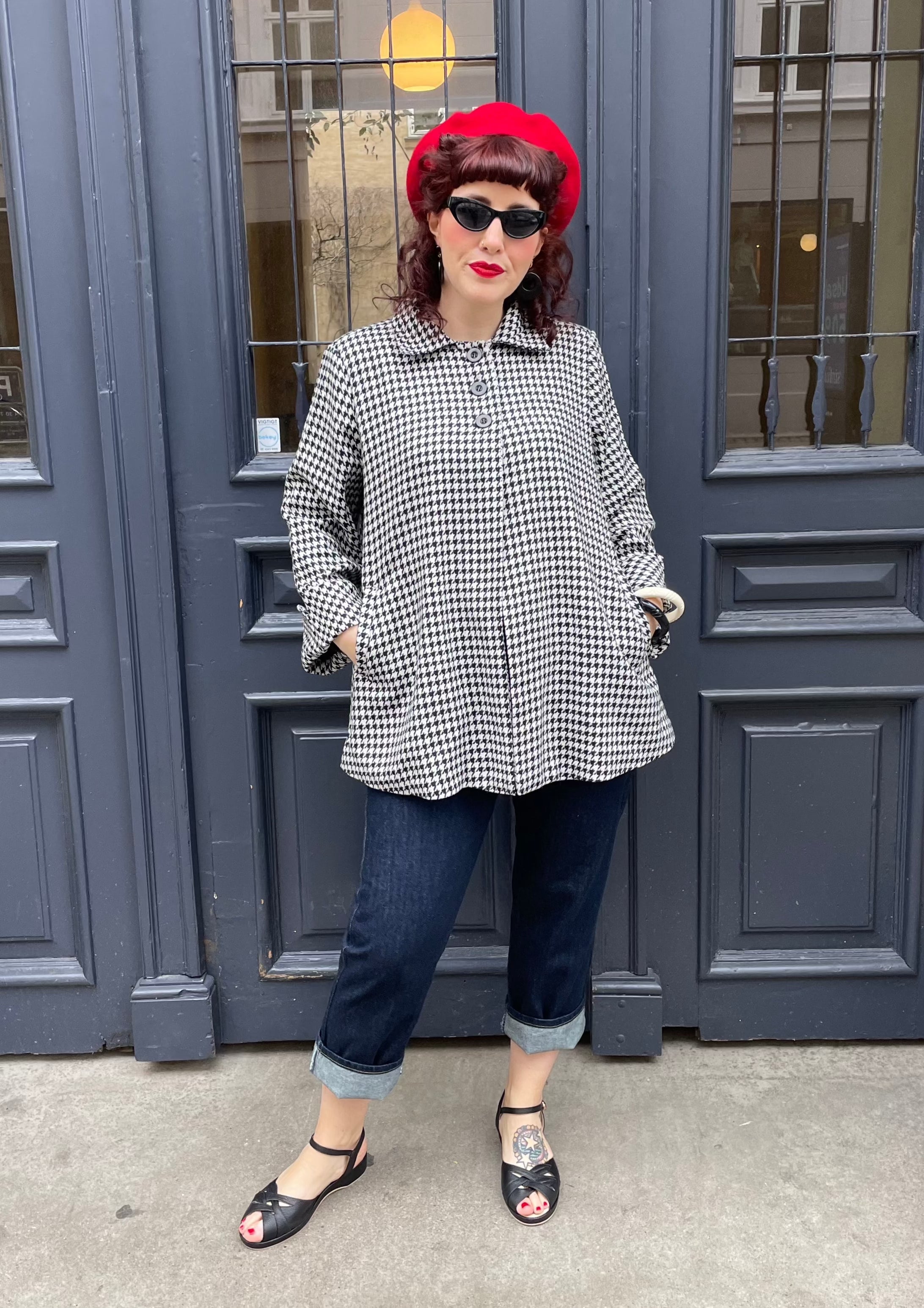 Elba sort wedge sandal med bladmønster sko Charlie Stone 