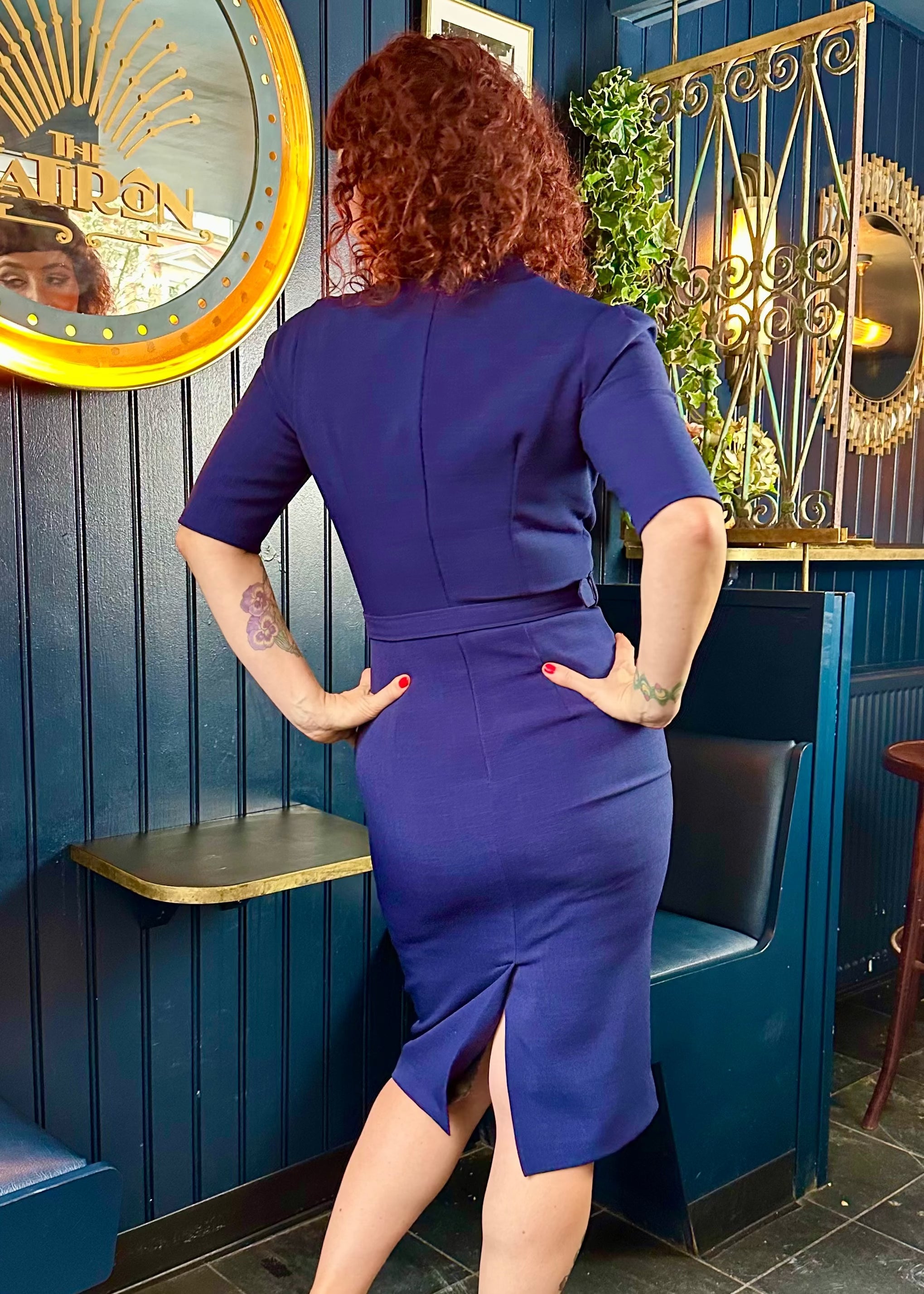 Piper Pencil Kjole i navy swing kjole Pretty Dress Company 