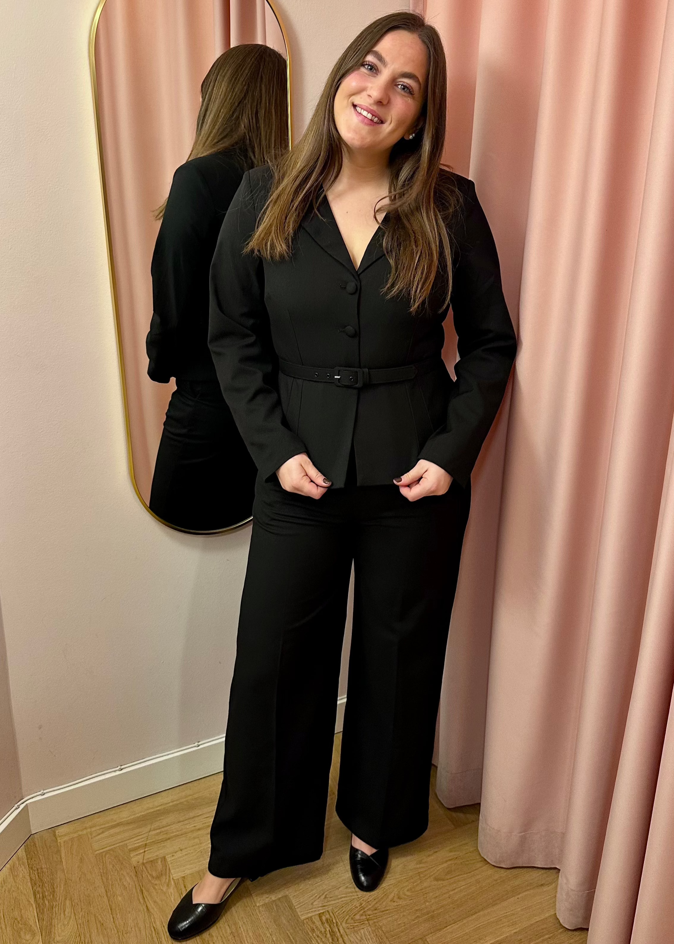 Siri taljeret blazer i sort tøj Daisy Dapper 