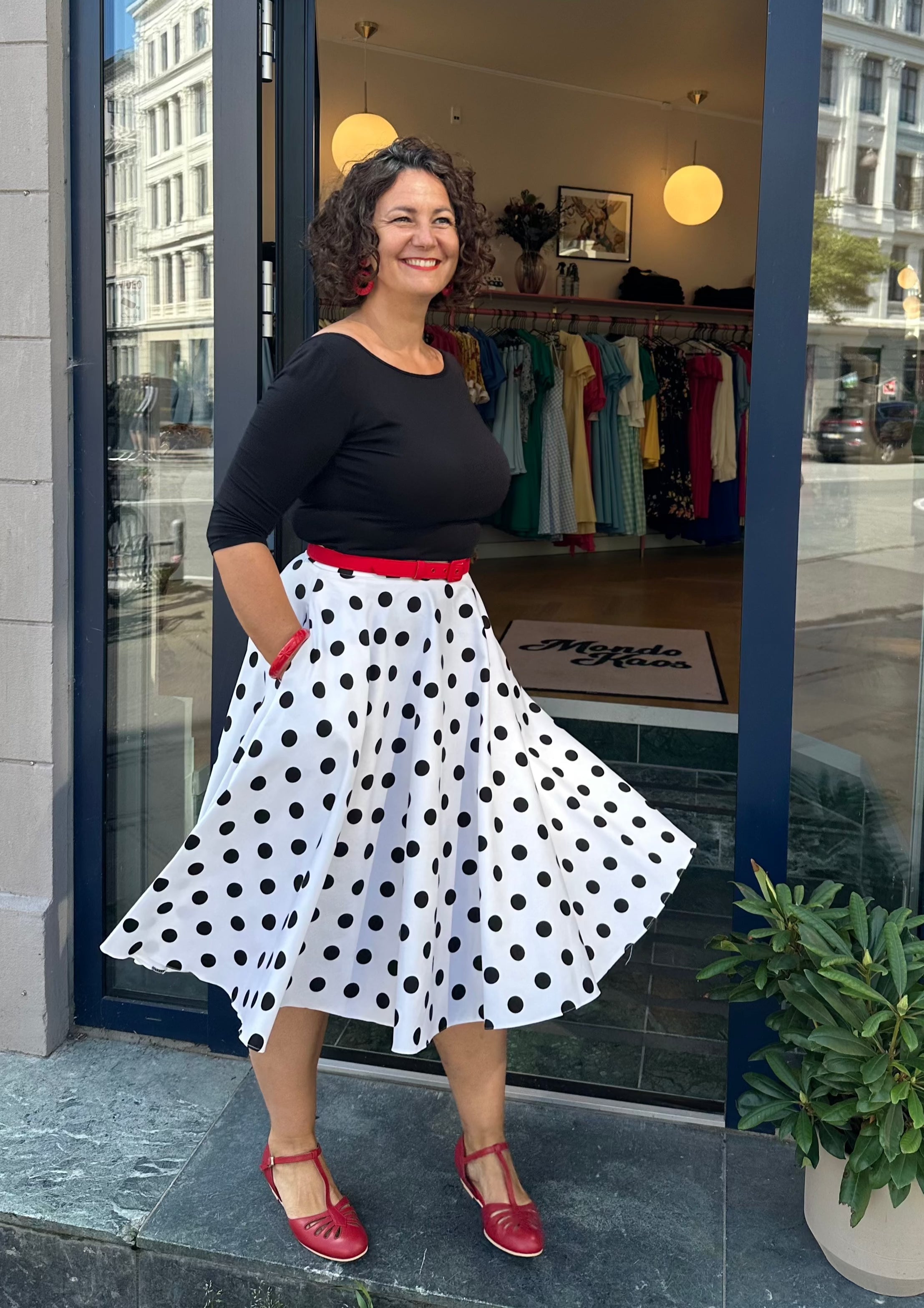 Smalt bælte i rød Accessories Daisy Dapper 