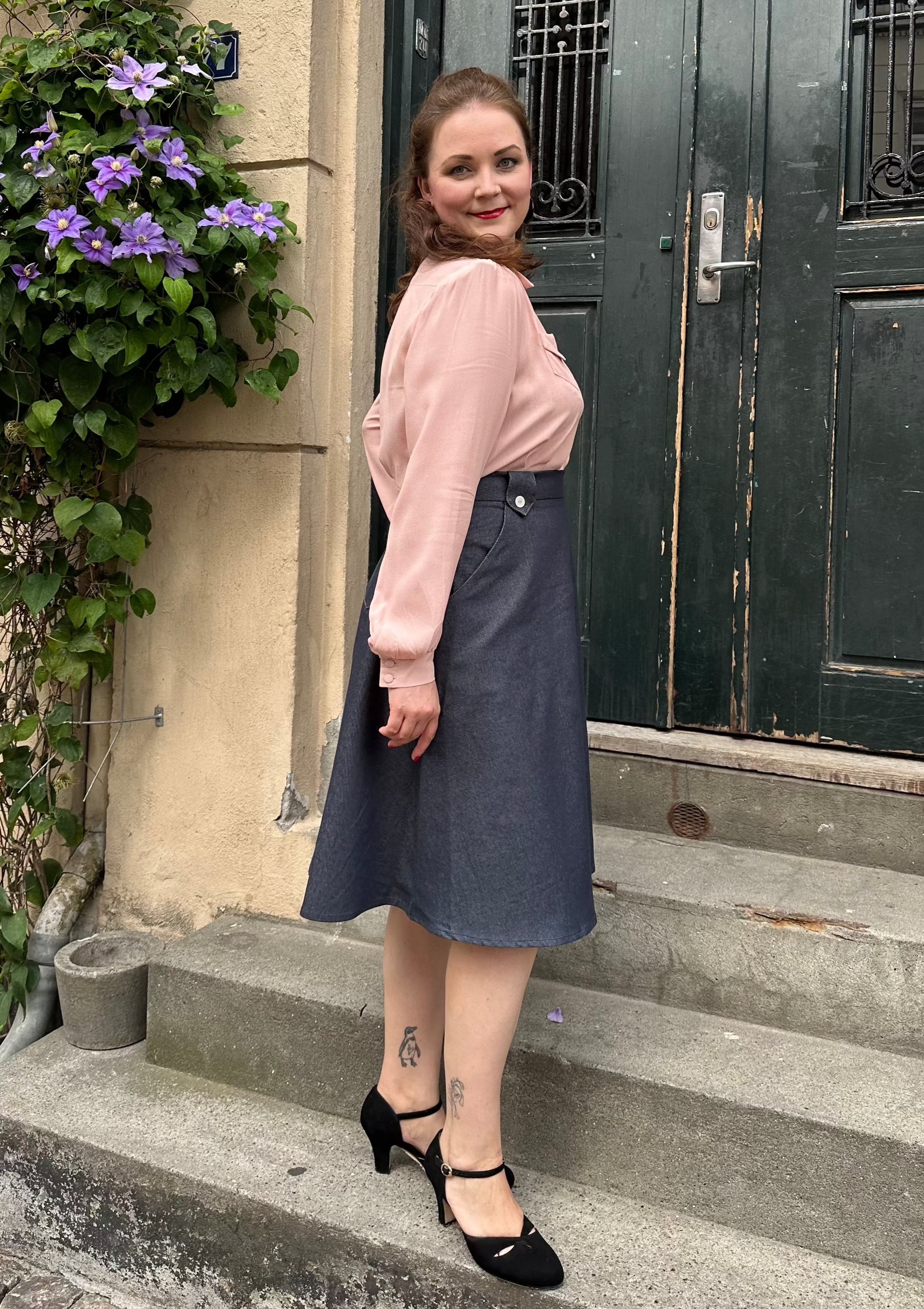 Sweetheart vintage stils skjortebluse i rosa blush langærmet skjorte House Of Foxy 