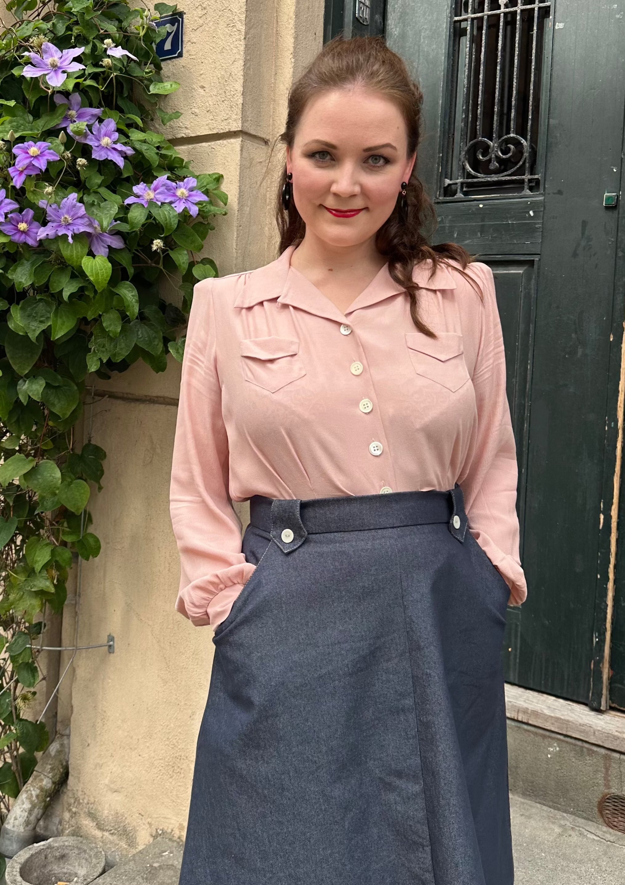 Sweetheart vintage stils skjortebluse i rosa blush langærmet skjorte House Of Foxy 
