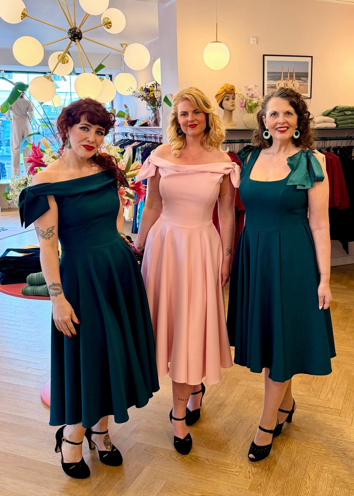 Tilly swing kjole - mørk grøn pencil kjole Pretty Dress Company 